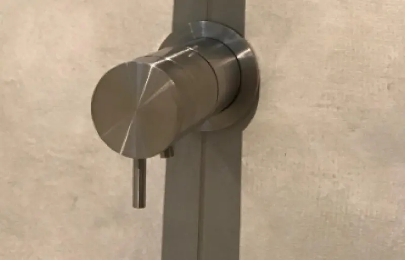 Waterevolution Flow built-in shower thermostat, solid stainless steel with round rosette T142TBIE 1208816582