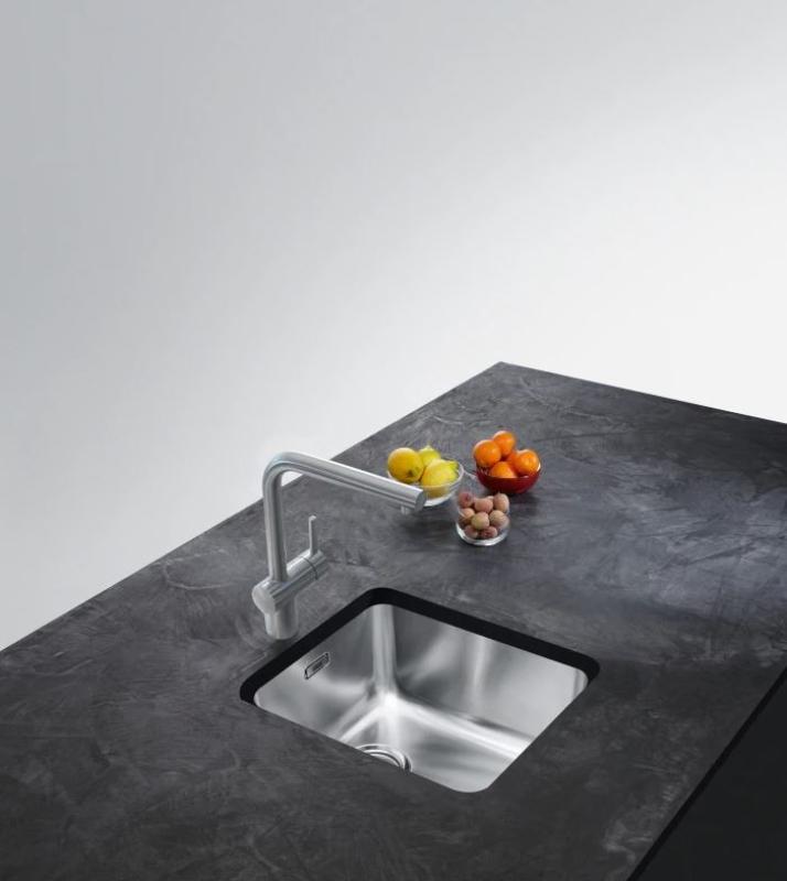 Franke solid stainless steel kitchen tap Atlas Neo swivel spout 115.0547.856