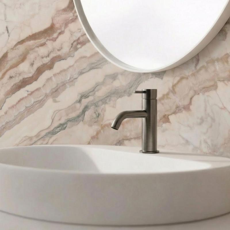 Waterevolution Flow washbasin faucet PVD brushed gun metal T110GME