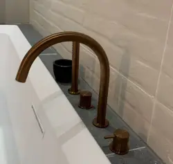 Waterevolution Flow 4-hole Bath Faucet for Bath rim Mounting Full PVD Brushed Copper T138CPE