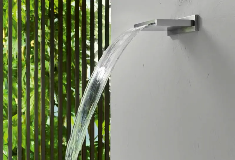 SB 316 Waterfall Spout Deck Mounted PVD Gold 1208955337