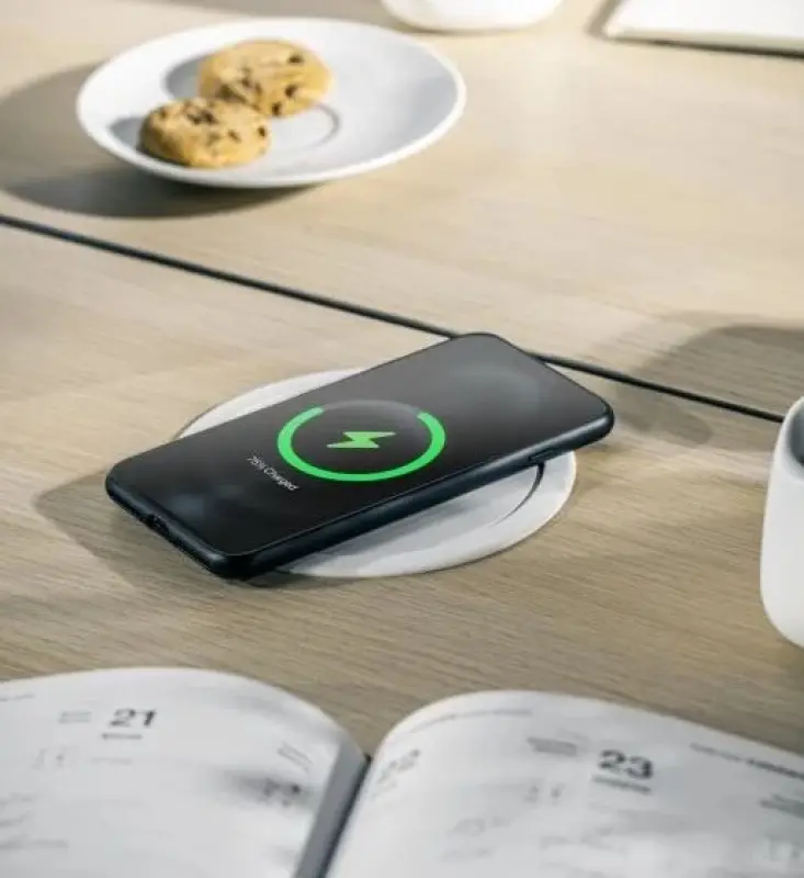 Indux Push retractable earthed black kitchen socket for worktop with 4 outlets, 2 x USB, 2 x RJ45 and wireless charging 1208957420