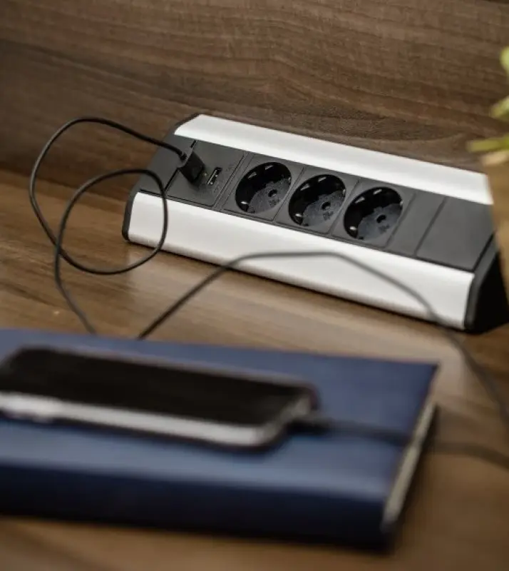 Indux Corner corner kitchen socket with 3 earthed outlets and 2 USB chargers 1208957431