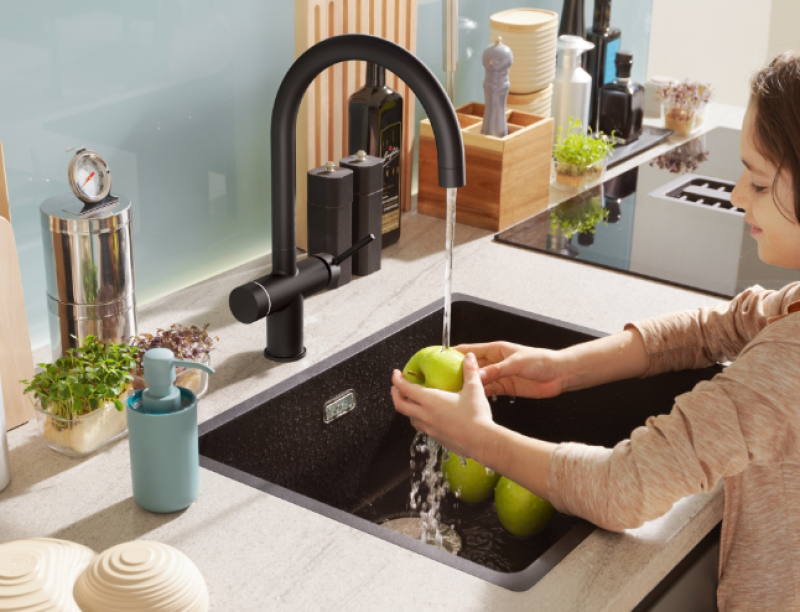 Franke Maris water hub 7L boiler 3-1 with Touch electronic boiling water tap matte black with water hub mixing set 1208967855