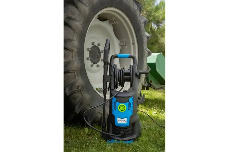 Hoegert Pressure washer 180 bar