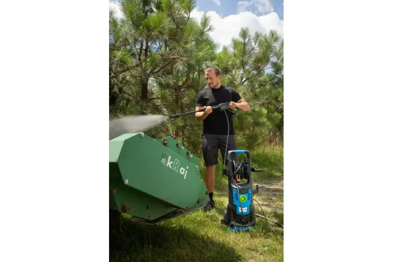 Hoegert Pressure washer 180 bar