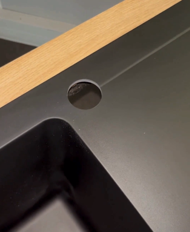 Hoegert Carbon steel hole saw set 14 pcs.