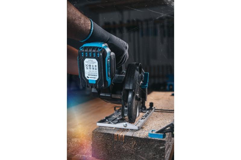 CORDLESS BRUSHLESS CIRCULAR SAW 18V