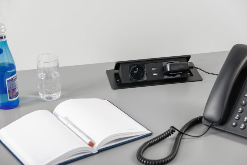 Desktop extension cable SOFT 2x socket with grounding, USB 2.1A, power cable with plug, black