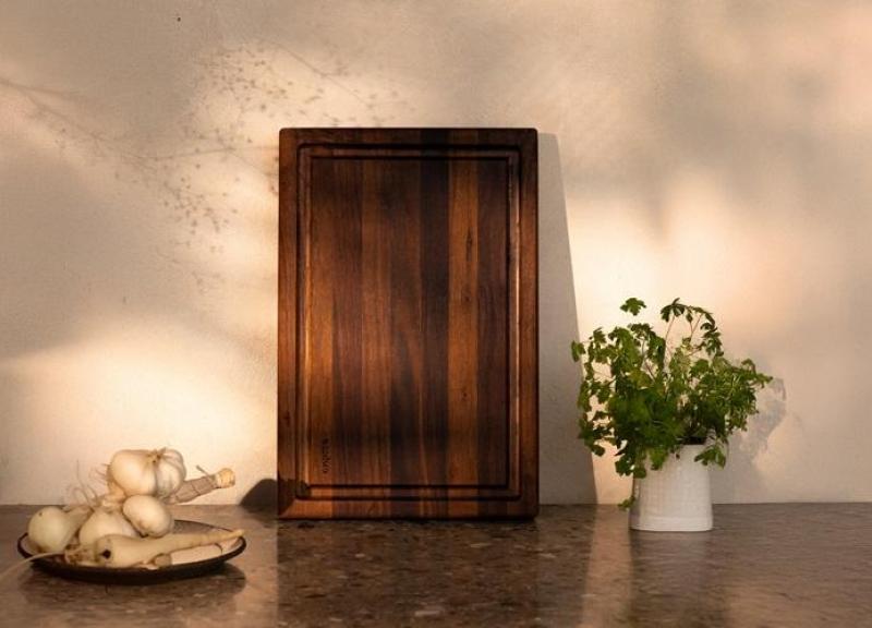 Woodsea Butcher Groove S - Walnut Wooden Cutting Board with juice groove 45x30 cm 1208971534