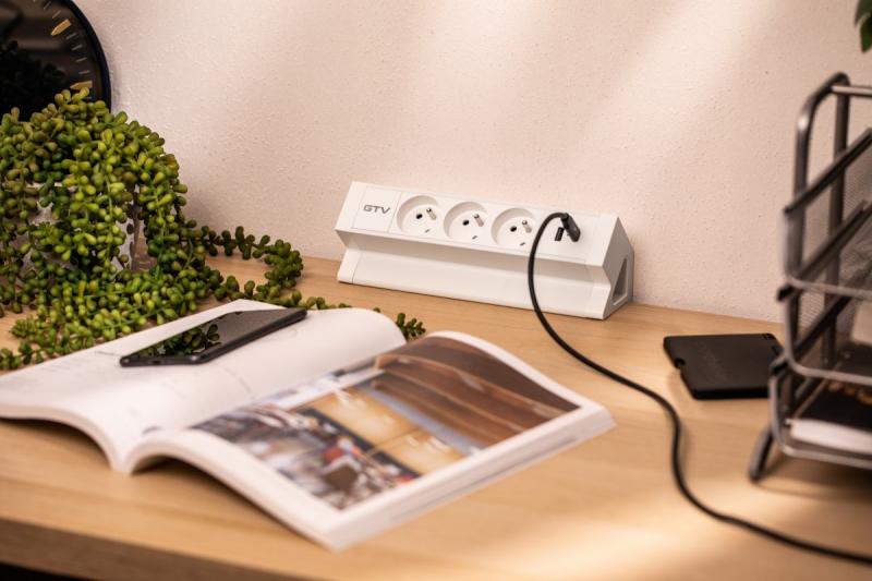 Basco furniture socket, 3 x socket with grounding, USB A+C, 1.5m cable, white with mounting