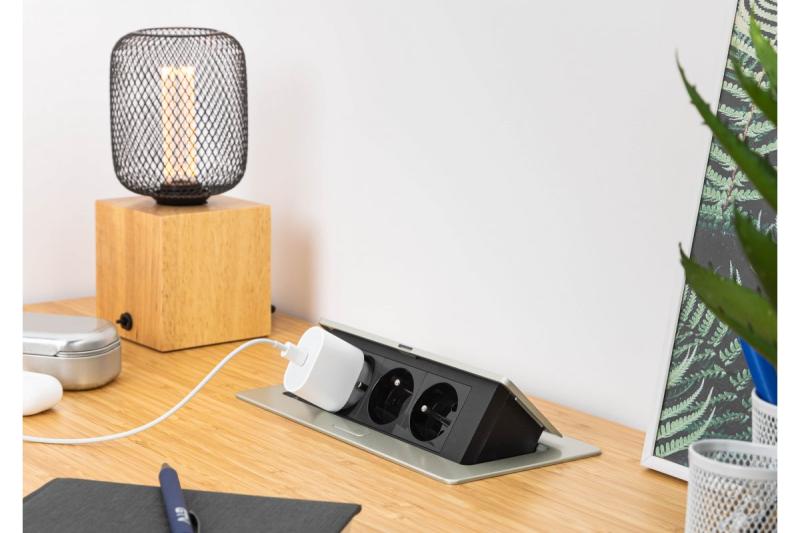 SOFT pull-out power socket, power cable 1,5m